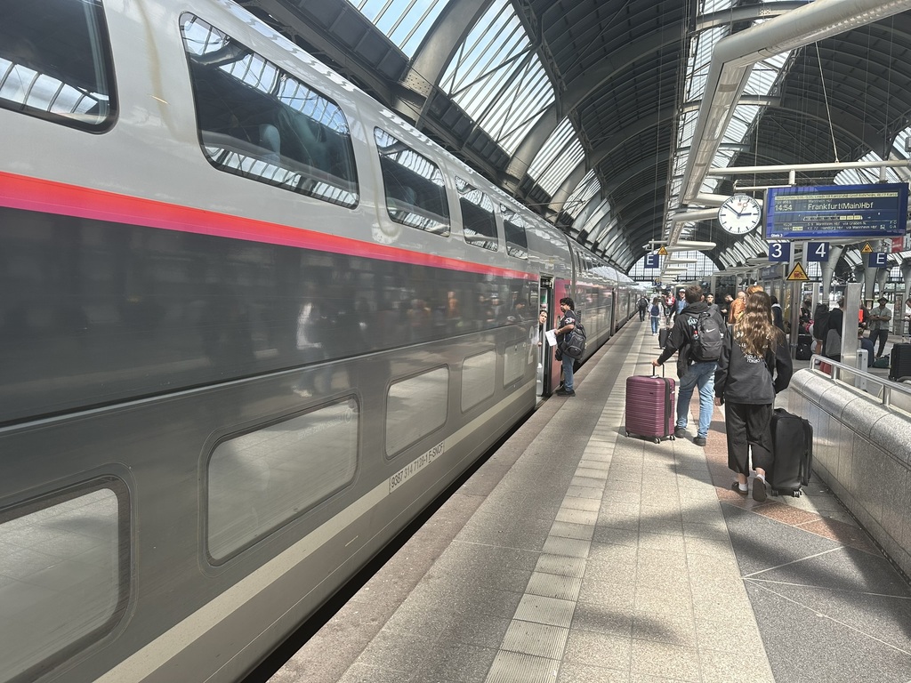 TGV inOui Euroduplex train at Karlsruhe Hbf